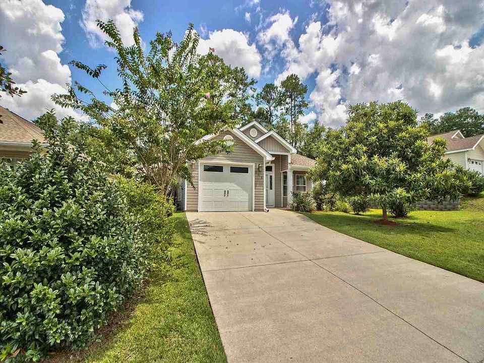 1st image of 952 Beaver Creek Way