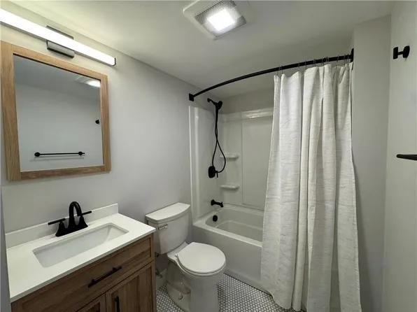 348 Main St #2, Warren, RI 02885