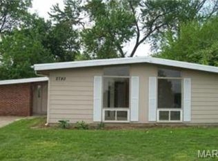 2780 Saint Catherine St, Florissant, MO 63033