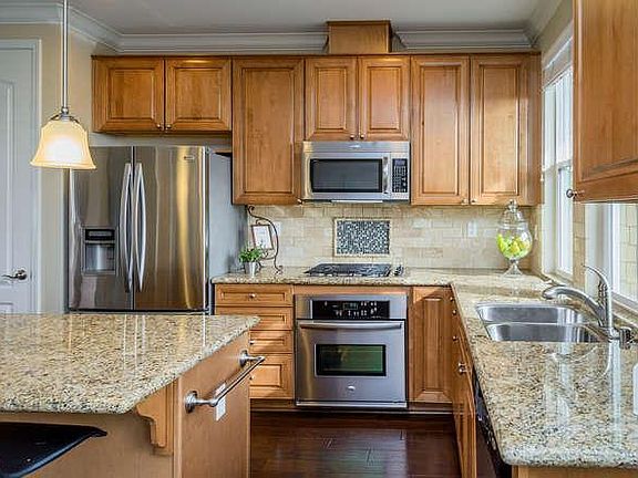 4th image of 103 Hartstene Dr