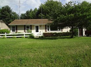 1810 W 4th St, Dixon, IL 61021