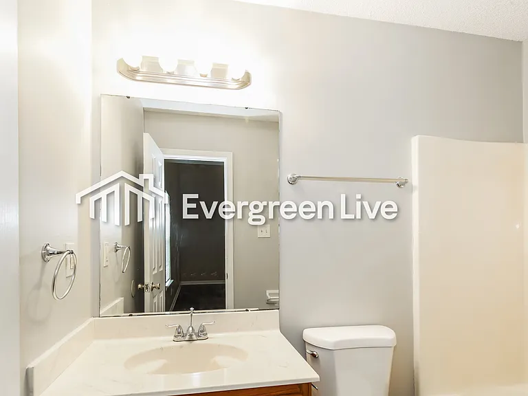 2800 Maryland Cir W — Photo 13
