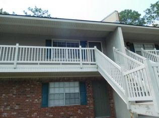 215 Darsey Rd APT 6, Hinesville, GA 31313