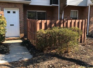 3076 Harbour Dr, Palmyra, NJ 08065