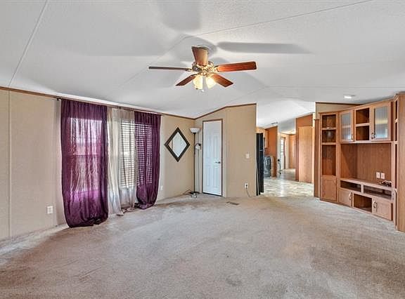 2nd image of 2525 Dolphin Dr