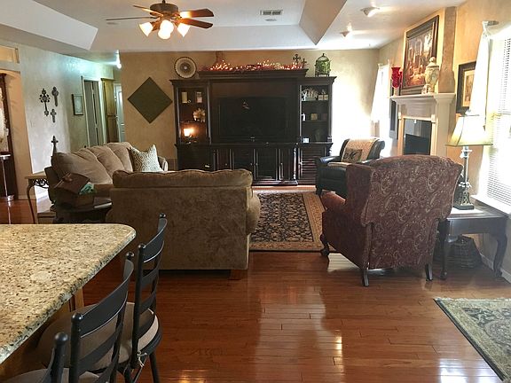 5th image of 6808 NW Crestwood Dr