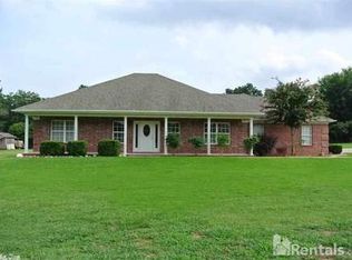 711 Quartz Dr, Benton, AR 72019