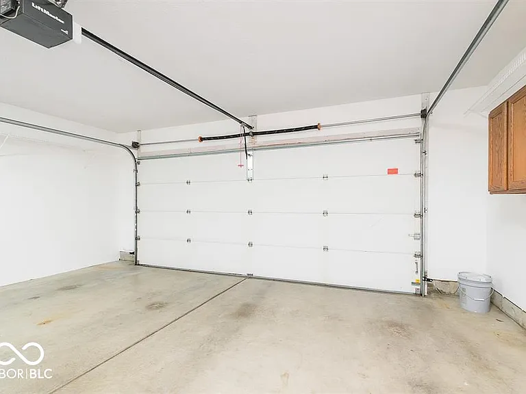 528 Dylan Dr — Photo 24