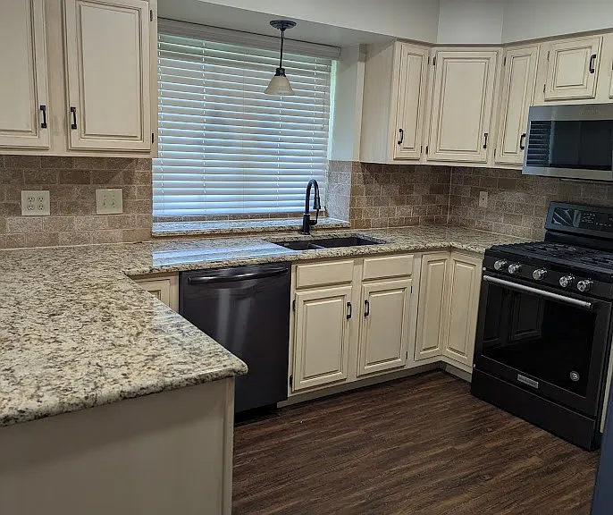 12729 E Birchwood Dr — Photo 10