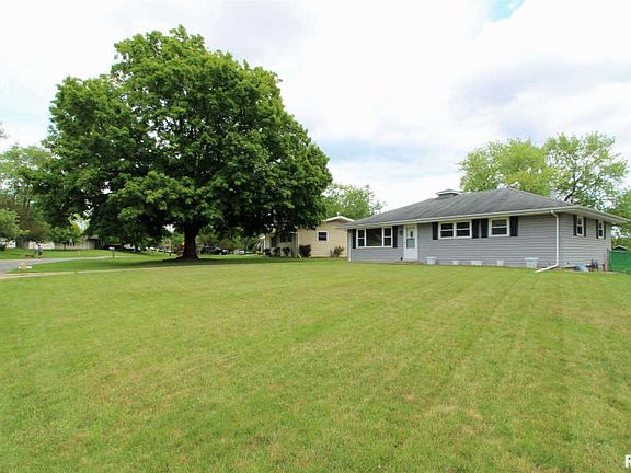 3rd image of 5518 N Hamilton Rd