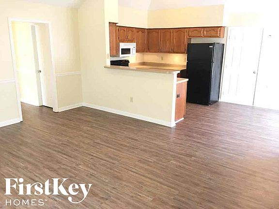 3rd image of 1553 Belle Trees Dr