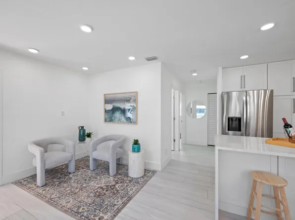 656 NE Bernard Street, Jensen Beach, FL 34957