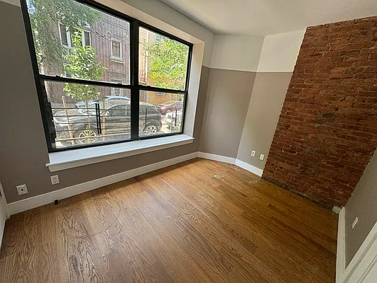 Rented by Delmark Realty LLC | media 26