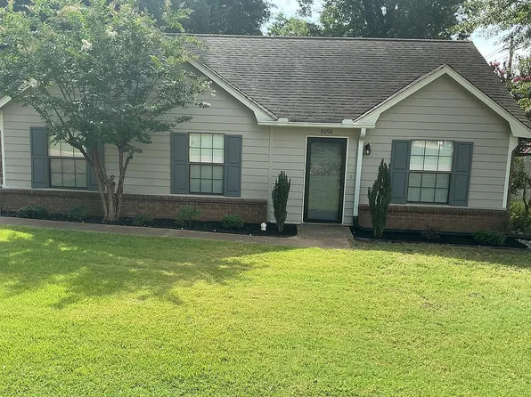 8096 Autumn Woods Dr N, Southaven, MS 38671