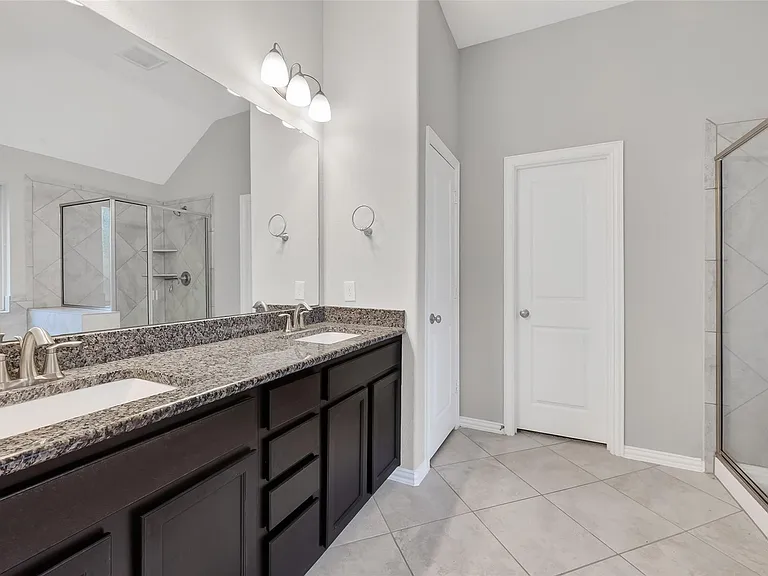 134 S Bearkat Ct — Photo 32