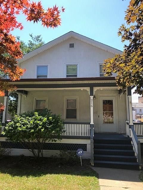 1st image of 216 Center St