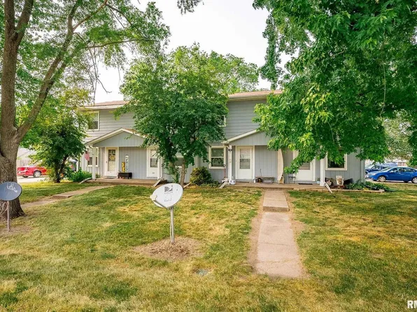 301-307 7th Ave, Colona, IL 61241