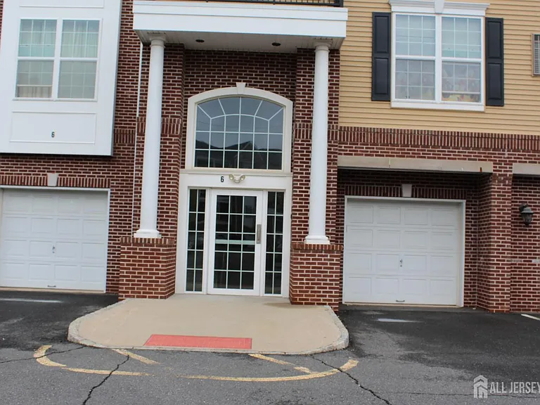611 Doral Ct — Photo 34