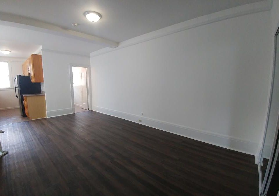 1st image of 142 McAllister St #411