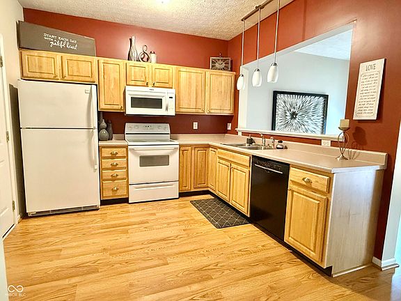 5th image of 7042 Gavin Dr
