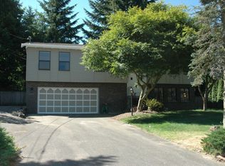 6307 NE 196th St, Kenmore, WA 98028
