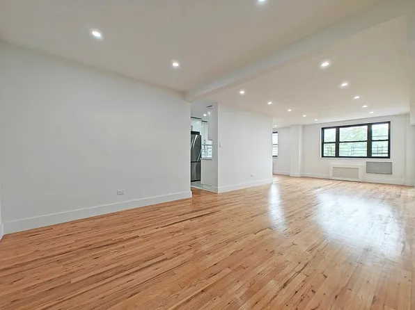 3845 Shore Pkwy APT 5D, Brooklyn, NY 11235