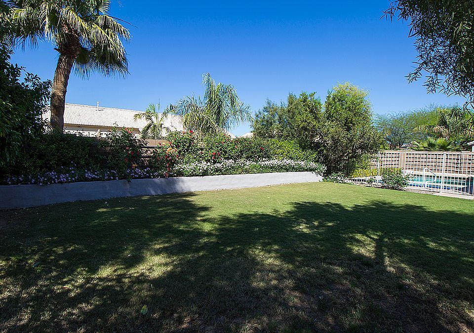1st image of 138 E Pebble Ct