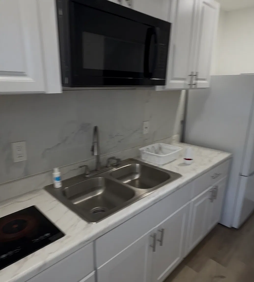 1 bed, 800 sqft, $1,200 — Photo 1