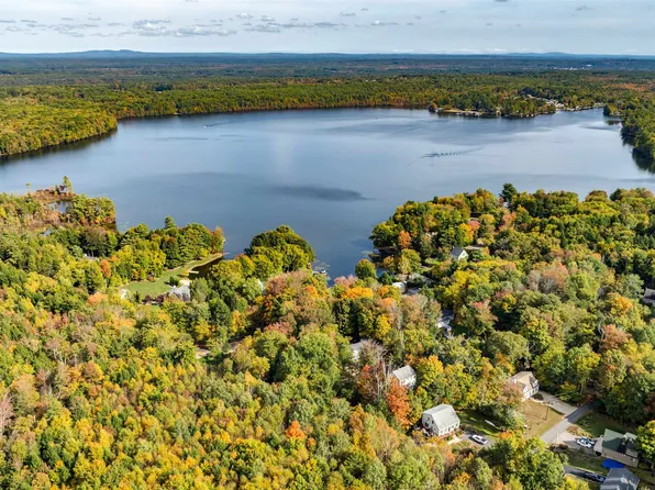 99 Viviana Drive, Farmington, NH 03835