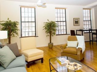 24 Oak St APT 10, Amesbury, MA 01913