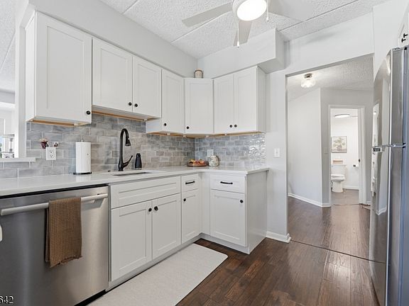 3rd image of 290 Anderson Street #4N