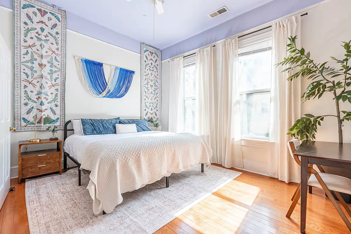 2 bed, 1100 sqft, $3,000 — Photo 2