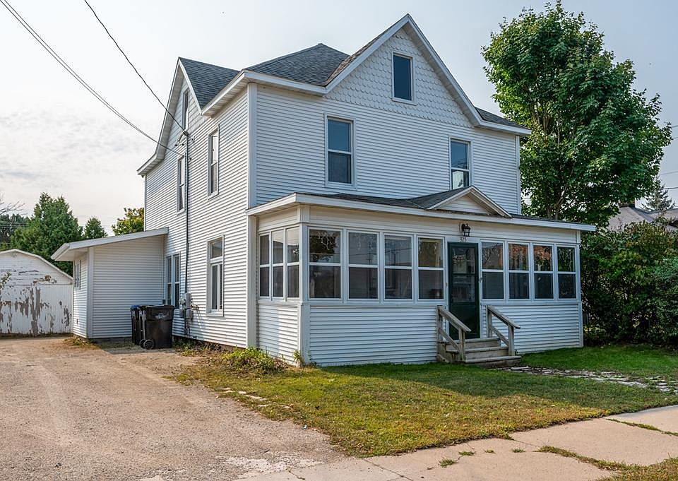 1st image of 325 Pennsylvania St