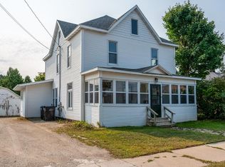325 Pennsylvania St, Sturgeon Bay, WI 54235