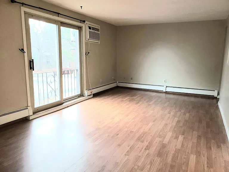 130 English Village Rd #302 — Photo 7