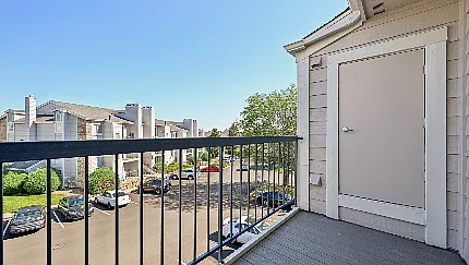 Hunter's Run Apartments — Photo 37
