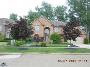 47780 Kelston Dr, Macomb, MI 48044