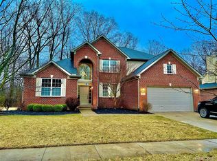 3073 Tall Oak Ln, Canton, MI 48188