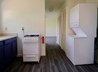 500 Jackson St, Crockett, CA 94525