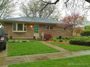 24514 Harmon St, Saint Clair Shores, MI 48080