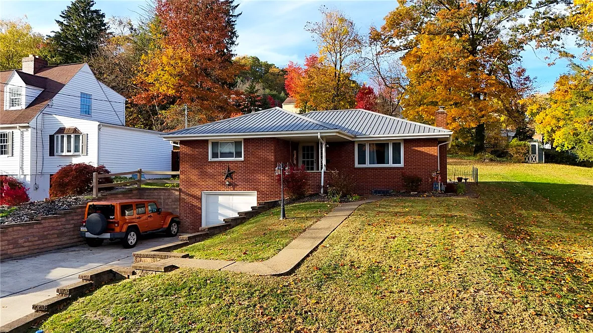 49 Northmont St photo 1