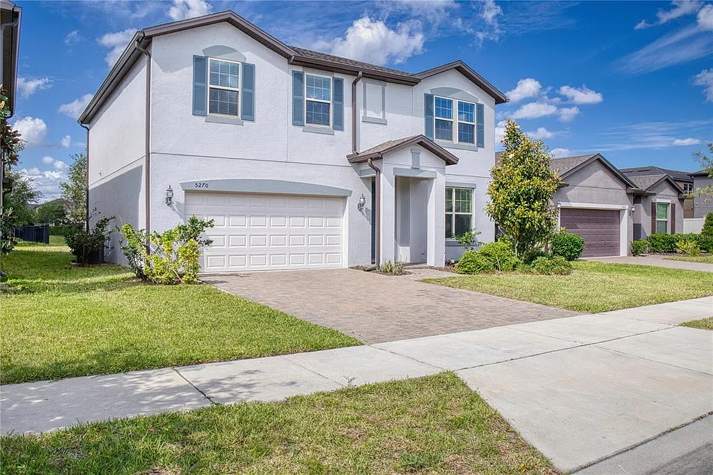 4 bed, 2.5 bath, 2612 sqft, $2,800 — Photo 1