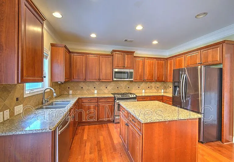 256 Barbours Ln — Photo 9