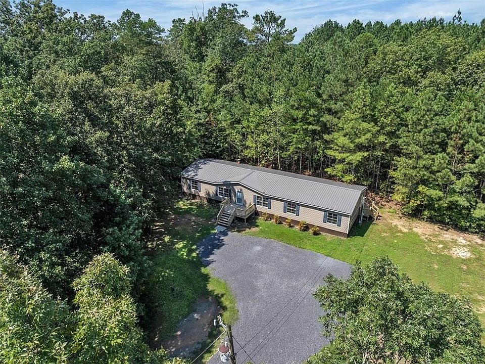 1st image of 827 Brackett Ridge Rd