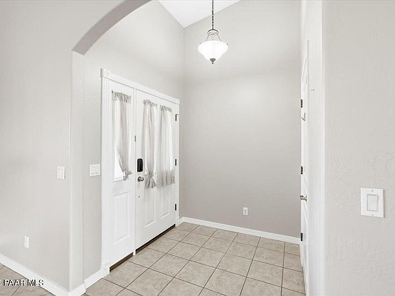 3rd image of 365 Homestead Mesa Dr