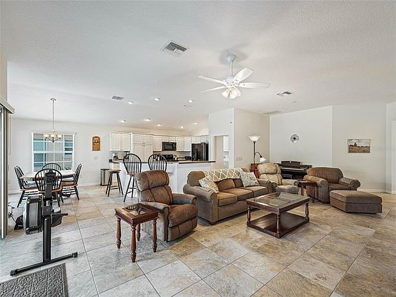 5th image of 1209 Partridge Ave