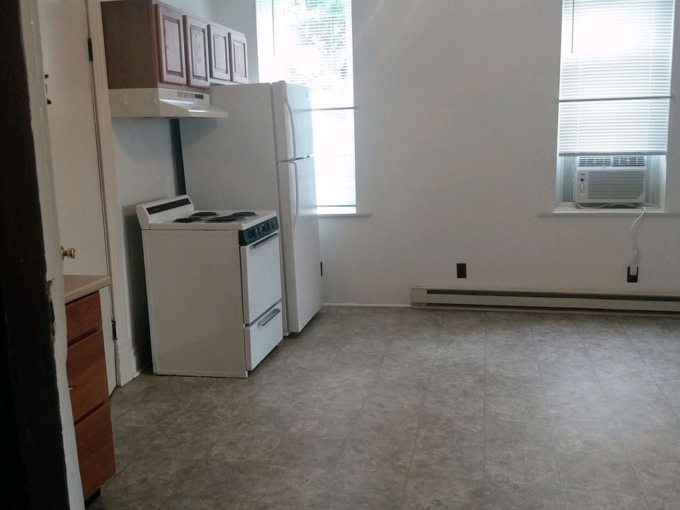 NEW FLOORING IN THE KITCHEN