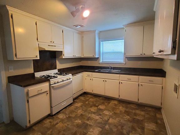 5th image of 905 E Eufaula St