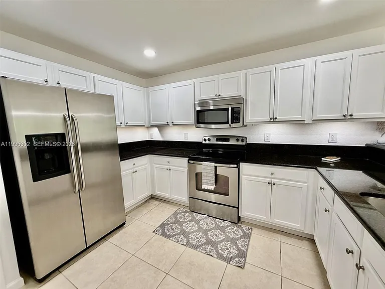 11503 NW 89th St #218 — Photo 5