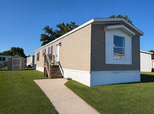 38000 Le Chateau Blvd #114, Clinton Township, MI 48038